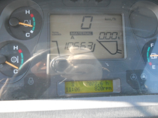 รถตักล้อยาง WA320-6-( เทียบเท่า WA300-3)