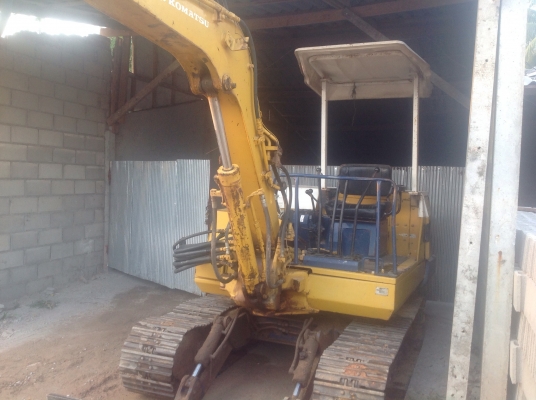 ขาย Komatsu PC40 รุ่น 2 ขาย Komatsu PC40 รุ่น 2
