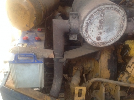 ขาย Komatsu PC40 รุ่น 2 ขาย Komatsu PC40 รุ่น 2