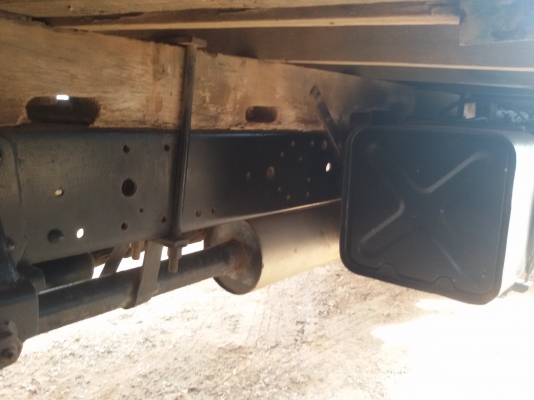 (ร้านรุ่งโรจน์ 082-1057078)ขายให้ลูกค้าอนันต์ฟาร์มสระบุรีเรียบร้อยแล้ว รับรถกลับบ้านแล้วครับ) (ขอบคุณคับ)  เครื่องแน่นปึ๊กๆ ฟิตจัด  แซสซีเยี่ยมมาก เดิมๆ ไม่มีที่ติคับ รถบางๆเดิมๆ สวยๆ เอกสารทะเบียนพร้อมโอนทั่ว