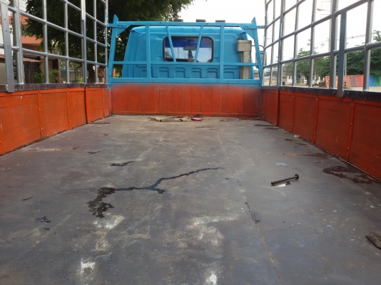 (ร้านรุ่งโรจน์ 082-1057078)ขายให้ลูกค้าอนันต์ฟาร์มสระบุรีเรียบร้อยแล้ว รับรถกลับบ้านแล้วครับ) (ขอบคุณคับ)  เครื่องแน่นปึ๊กๆ ฟิตจัด  แซสซีเยี่ยมมาก เดิมๆ ไม่มีที่ติคับ รถบางๆเดิมๆ สวยๆ เอกสารทะเบียนพร้อมโอนทั่ว