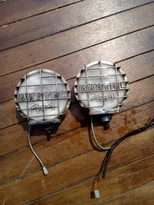 ขายไฟสปอร์ทไล 2 ดวง  offroad