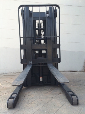 ราคามือ 1 450,000 !!! รถยก Stacker ไฟฟ้า แบรนด์ Crown จาก USA รับโหลด 1.59 ตัน ที่ความสูง 3.96 เมตร ราคามือ 1 450,000 !!! รถยก Stacker ไฟฟ้า แบรนด์ Crown จาก USA รับโหลด 1.59 ตัน ที่ความสูง 3.96 เมตร