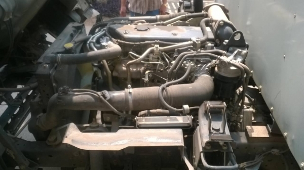 ขาย 6 ล้อ NPR 150 ปี 55 สภาพใหม่ป้ายแดง คัสซีสวยตลอดเส้น เครื่องแห้งไม่เคยแกะ วิ่งแค่ 48,900 กม. เท่านั้น ภายในสวย แอร์เย็น ยางเรเดียลเต็มทั้ง 7 เส้นครับ