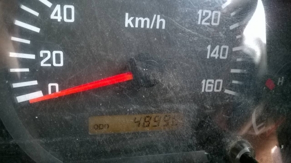 ขาย 6 ล้อ NPR 150 ปี 55 สภาพใหม่ป้ายแดง คัสซีสวยตลอดเส้น เครื่องแห้งไม่เคยแกะ วิ่งแค่ 48,900 กม. เท่านั้น ภายในสวย แอร์เย็น ยางเรเดียลเต็มทั้ง 7 เส้นครับ