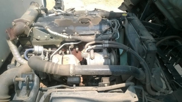 ขาย 6 ล้อ NPR 150 ปี 55 สภาพใหม่ป้ายแดง คัสซีสวยตลอดเส้น เครื่องแห้งไม่เคยแกะ วิ่งแค่ 48,900 กม. เท่านั้น ภายในสวย แอร์เย็น ยางเรเดียลเต็มทั้ง 7 เส้นครับ