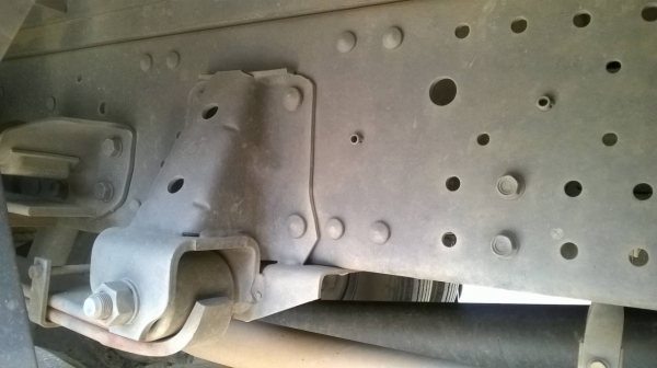 ขาย 6 ล้อ NPR 150 ปี 55 สภาพใหม่ป้ายแดง คัสซีสวยตลอดเส้น เครื่องแห้งไม่เคยแกะ วิ่งแค่ 48,900 กม. เท่านั้น ภายในสวย แอร์เย็น ยางเรเดียลเต็มทั้ง 7 เส้นครับ