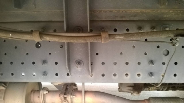 ขาย 6 ล้อ NPR 150 ปี 55 สภาพใหม่ป้ายแดง คัสซีสวยตลอดเส้น เครื่องแห้งไม่เคยแกะ วิ่งแค่ 48,900 กม. เท่านั้น ภายในสวย แอร์เย็น ยางเรเดียลเต็มทั้ง 7 เส้นครับ