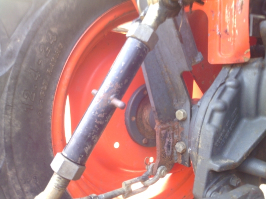 ขายตามสภาพ 36แรง เครื่องดี เกียดี ปั้มไฮดรอลิคดี มีโลตารี่ ผาล6 ผาลดันหน้า เอกสารเป็นเล้มทะเบียนพร้อมโอน