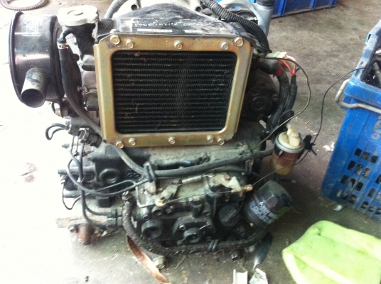 ขายเครื่องยนต์2สูบ11แรงเก่านอกสวยมากๆขายูก