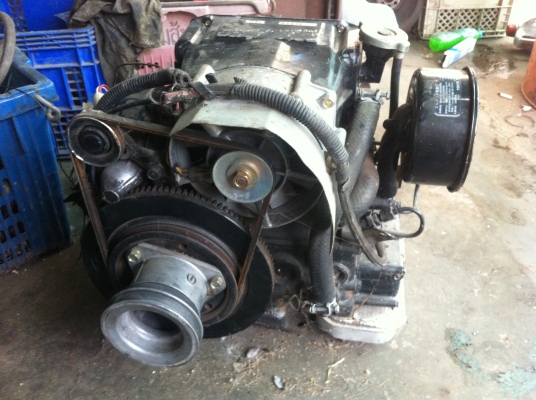 ขายเครื่องยนต์2สูบ11แรงเก่านอกสวยมากๆขายูก