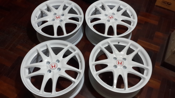 DC5 ขอบ 17 4รู100 สภาพดีมาก แม็กเปล่าไม่มียาง