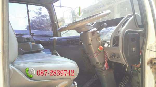 ขายรถดั้มพ์ 6 ล้อ ขนาดใหญ่ HINO