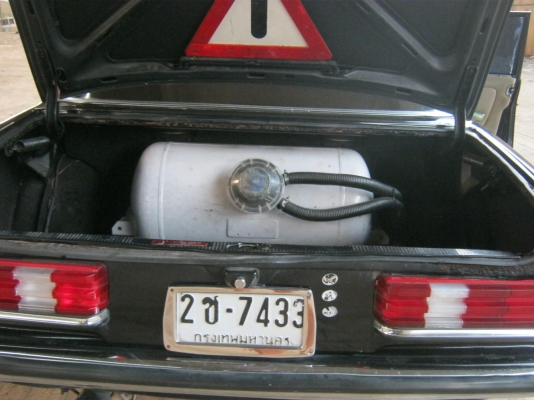 เบนซ์230E123 ปี89เครื่อง1Jหลังซันรูฟ ไมล์ดิจิตอลพร้อมขับ68000