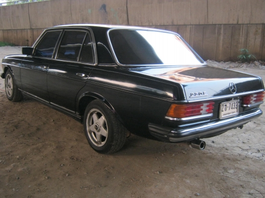 เบนซ์230E123 ปี89เครื่อง1Jหลังซันรูฟ ไมล์ดิจิตอลพร้อมขับ68000