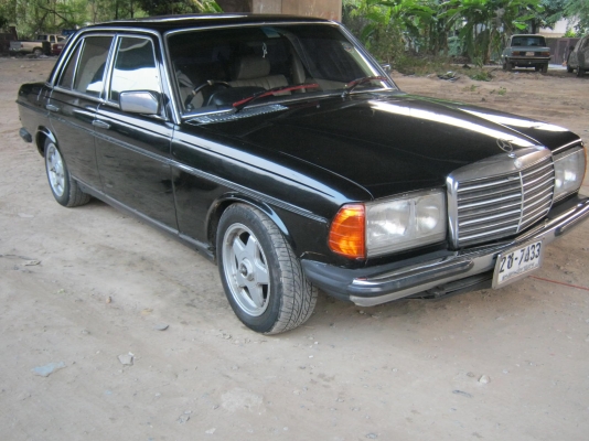 เบนซ์230E123 ปี89เครื่อง1Jหลังซันรูฟ ไมล์ดิจิตอลพร้อมขับ68000