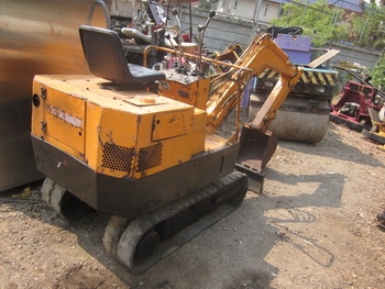 ขาย - รถขุด แบคโฮ มือสองญี่ปุ่น HANIX: H08 พร้อมใช้งาน เพียง 135,000 บาทเท่านั้น