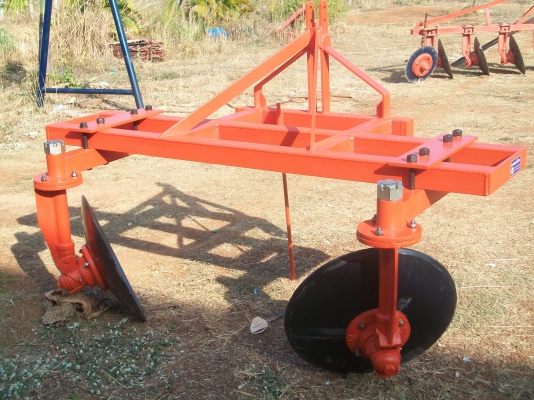 ขายผานยกร่องของใหม่ใส่รถไถ45-47 แรง