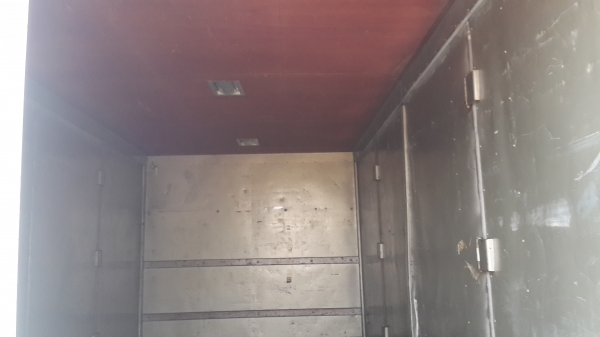 ตู้แห้ง 10 บาน ยาว 5 เมตร  สภาพดี