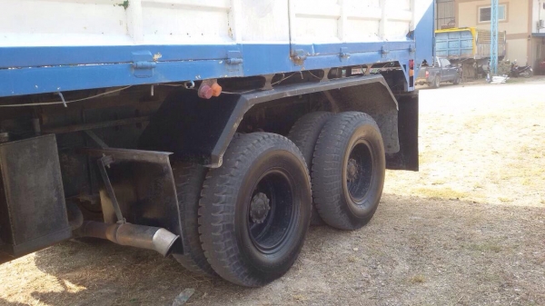 ขายรถบรรทุกสิบล้อดัมพ์ ISUZU FXZ23NFY เครื่อง 240 แรง เบรคจิฟฟี่ กระบะดัมพ์สามมิตร ทะเบียนพร้อม