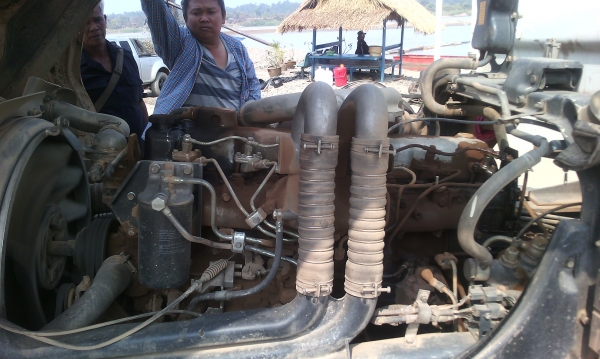 ขายด่วนรถสิบล้อFN627M6ดั้มสามมิตรเครือง260แรงปี52มีระบบ