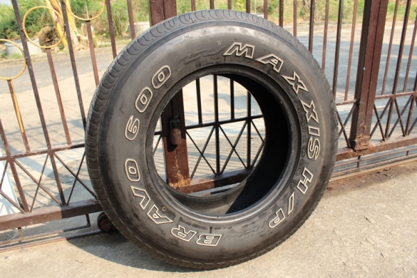 ขายยาง Maxxis bravo 600 H/P 235/70/15