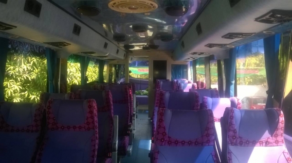 ขายดาวน์ รถมินิบัส