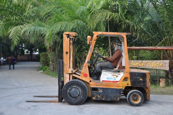ขายFORKLIFT TCM2.8ตัน สภาพสวยเดิมจากญี่ปุ่นยังไม่เคยใช้านในไทย 99,000 เท่านั้น!!