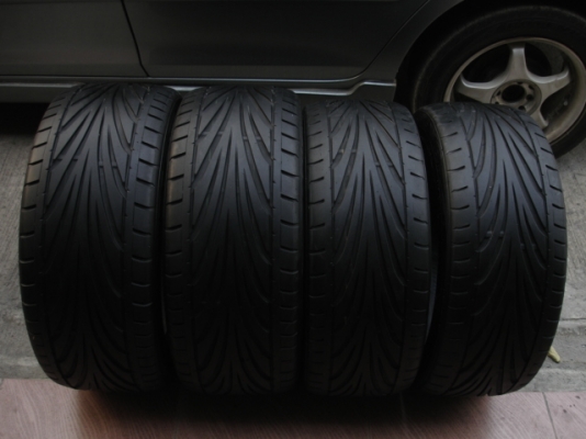 TOYO  PROXES T1R 225,245 45 17ปี09มีครบชุด