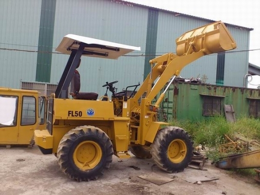 ข่ายด่วน.  รถตักล้อยาง ยี่ห้อ FURUKAWA FL50-1