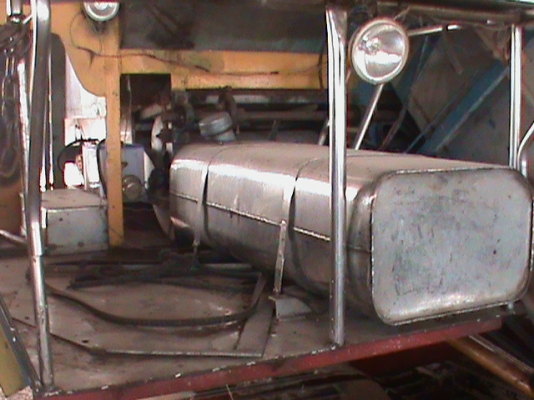 ขายด่วนรถเกรี่ยวข้าวพรกินรีและสมคิดการช่าวเป็นรถอุ่ม2.9ตัน