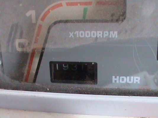 ขายด่วนรถเกี่ยวข้าว KUBOTA DC-60 รุ้นPLUS+เล็ก1931ชม