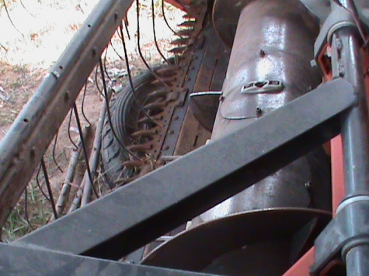 ขายด่วนรถเกี่ยวข้าว KUBOTA DC-60 รุ้นPLUS+เล็ก1931ชม