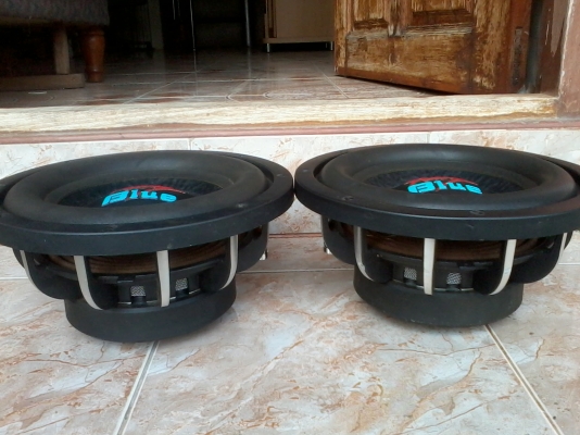 ขายดอกซับ10นิ้วเพาเวอร์บลูวอย์คู่โคลงหล่อ