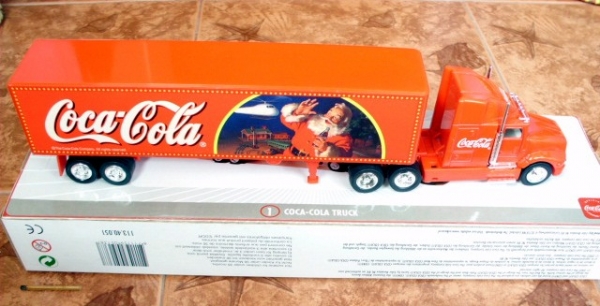 โมเดลรถเทรลเลอร์โค้ก โมเดลรถเทรลเลอร์โค้ก