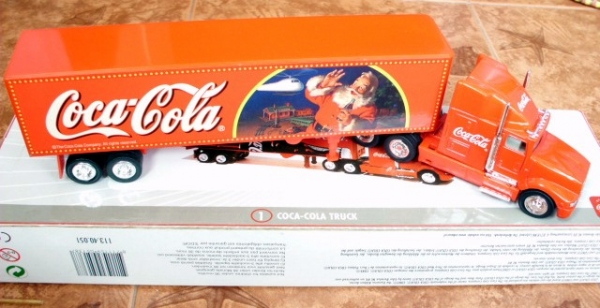 โมเดลรถเทรลเลอร์โค้ก โมเดลรถเทรลเลอร์โค้ก