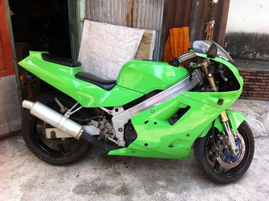 ขายด่วน Kawasaki ZXR 250 ทะเบียนแท้ตามสภาพถูกๆครับ ขายด่วน Kawasaki ZXR 250 ทะเบียนแท้ตามสภาพถูกๆครับ