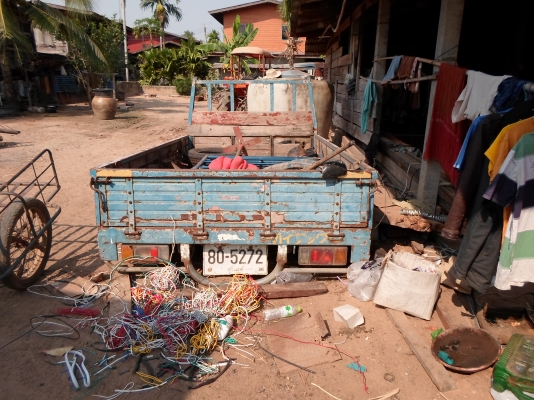 ขายรวม เครื่อง+กระบะ+ ถังน้ำมันหม้อน้ำ +ของรถกลางโตโยต้าไดน่า 4 ล้อกลาง