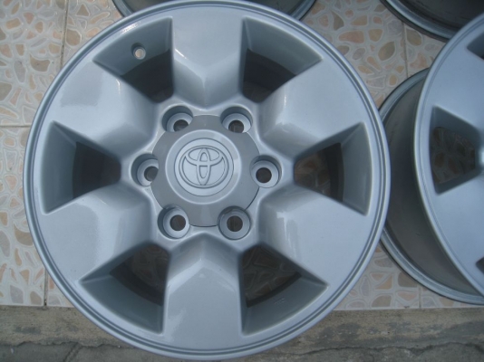 ขายล้อแม็กเดิม Toyota Vigo 15"x7" et 30 6รู139 (081-3747940)