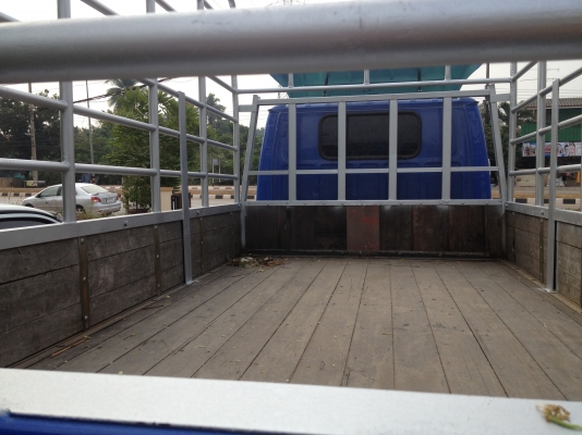 ขาย ISUZU 4 ล้อ EURO 2 ปี 54 เพลาลอย พื้นไม้ แผงเหล็ก สภาพเดิม ๆ สวยมาก ราคา 410,000