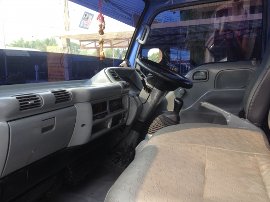 ขาย ISUZU 4 ล้อ EURO 2 ปี 54 เพลาลอย พื้นไม้ แผงเหล็ก สภาพเดิม ๆ สวยมาก ราคา 410,000