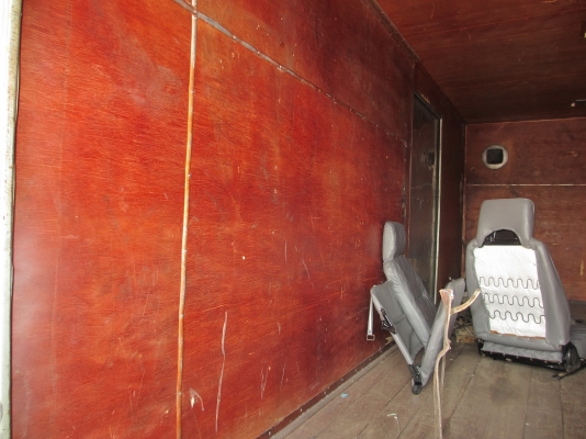 ขายตู้แห้ง 3 บาน ยาว5เมตร สภาพดี ขายตู้แห้ง 3 บาน ยาว5เมตร สภาพดี