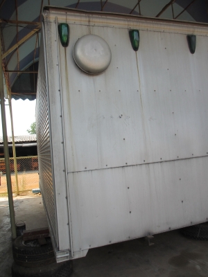 ขายตู้แห้ง 3 บาน ยาว5เมตร สภาพดี ขายตู้แห้ง 3 บาน ยาว5เมตร สภาพดี