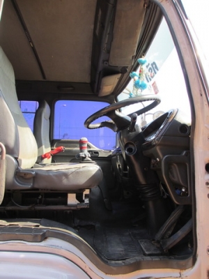 ISUZU DECA ปี97 10ล้อ เพลาเดียว รถห้าง ISUZU DECA ปี97 10ล้อ เพลาเดียว รถห้าง