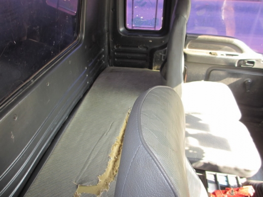 ISUZU DECA ปี97 10ล้อ เพลาเดียว รถห้าง ISUZU DECA ปี97 10ล้อ เพลาเดียว รถห้าง