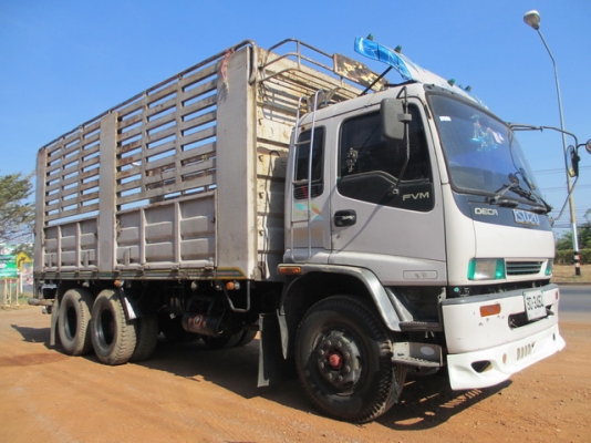 ISUZU DECA ปี97 10ล้อ เพลาเดียว รถห้าง