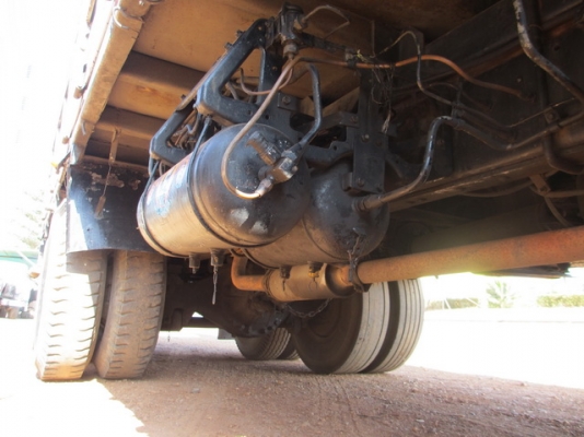 ISUZU DECA ปี97 10ล้อ เพลาเดียว รถห้าง ISUZU DECA ปี97 10ล้อ เพลาเดียว รถห้าง