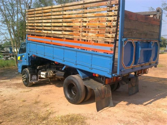 ขายด่วน รถหกล้อดั้มพ์ ISUZU 115 หน้า-หลัง F เกียร์ lock ขายด่วน รถหกล้อดั้มพ์ ISUZU 115 หน้า-หลัง F เกียร์ lock