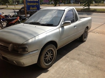 ขายรถ นิสัน NV เครื่องดี แอร์เย็น สีบอลเงิน ใช้ทุกวัน 65000 ราคานี้ไม่ได้แล้ว ขายรถ นิสัน NV เครื่องดี แอร์เย็น สีบอลเงิน ใช้ทุกวัน 65000 ราคานี้ไม่ได้แล้ว