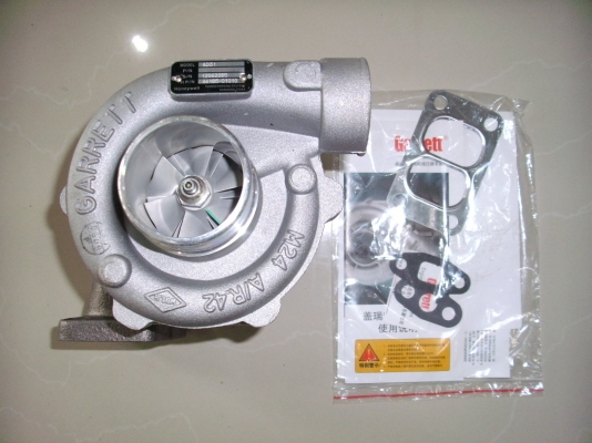 เทอร์โบ 6D31,PART No.46185-01010(หน้าแปรน สี่เหลี่ยมผืนผ้า)